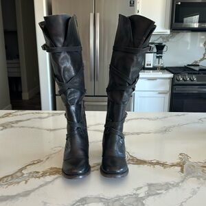 Freebird Cassius Size 9